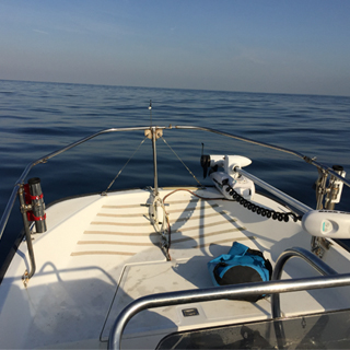 ボートで遊ぶ　　　　Boating Activityのイメージ