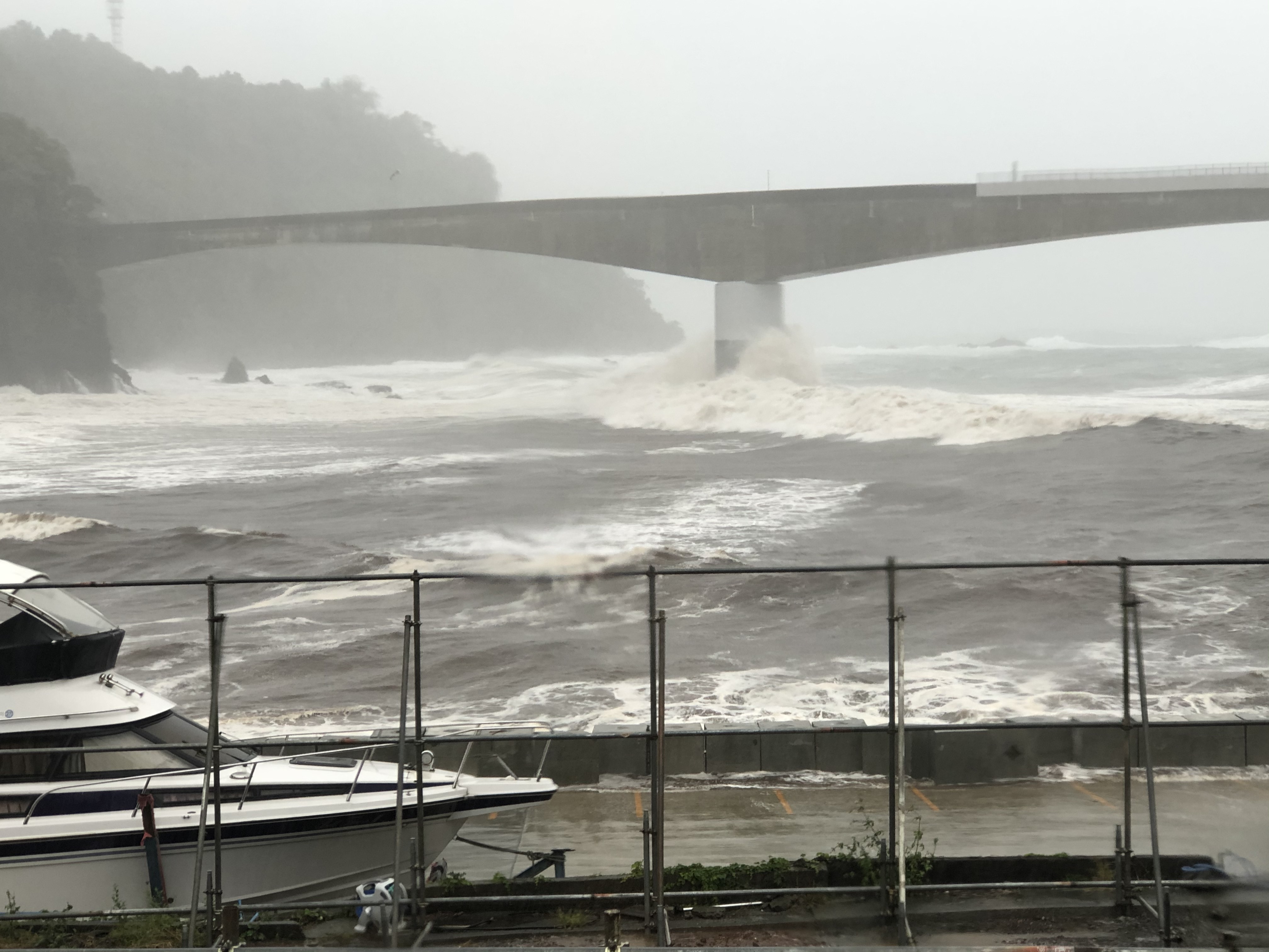 台風19号　10月12日　午後3時