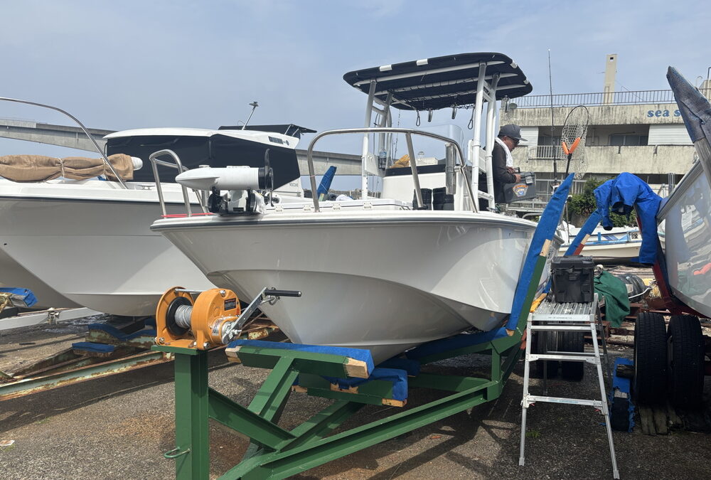 海のボート釣り　釣り仲間ばんざい