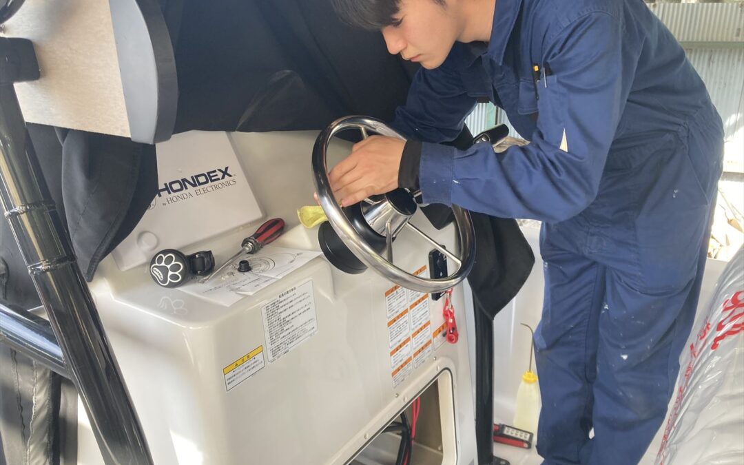 今、ロッキーマリンでは岡ちゃんの“右腕”を探しています