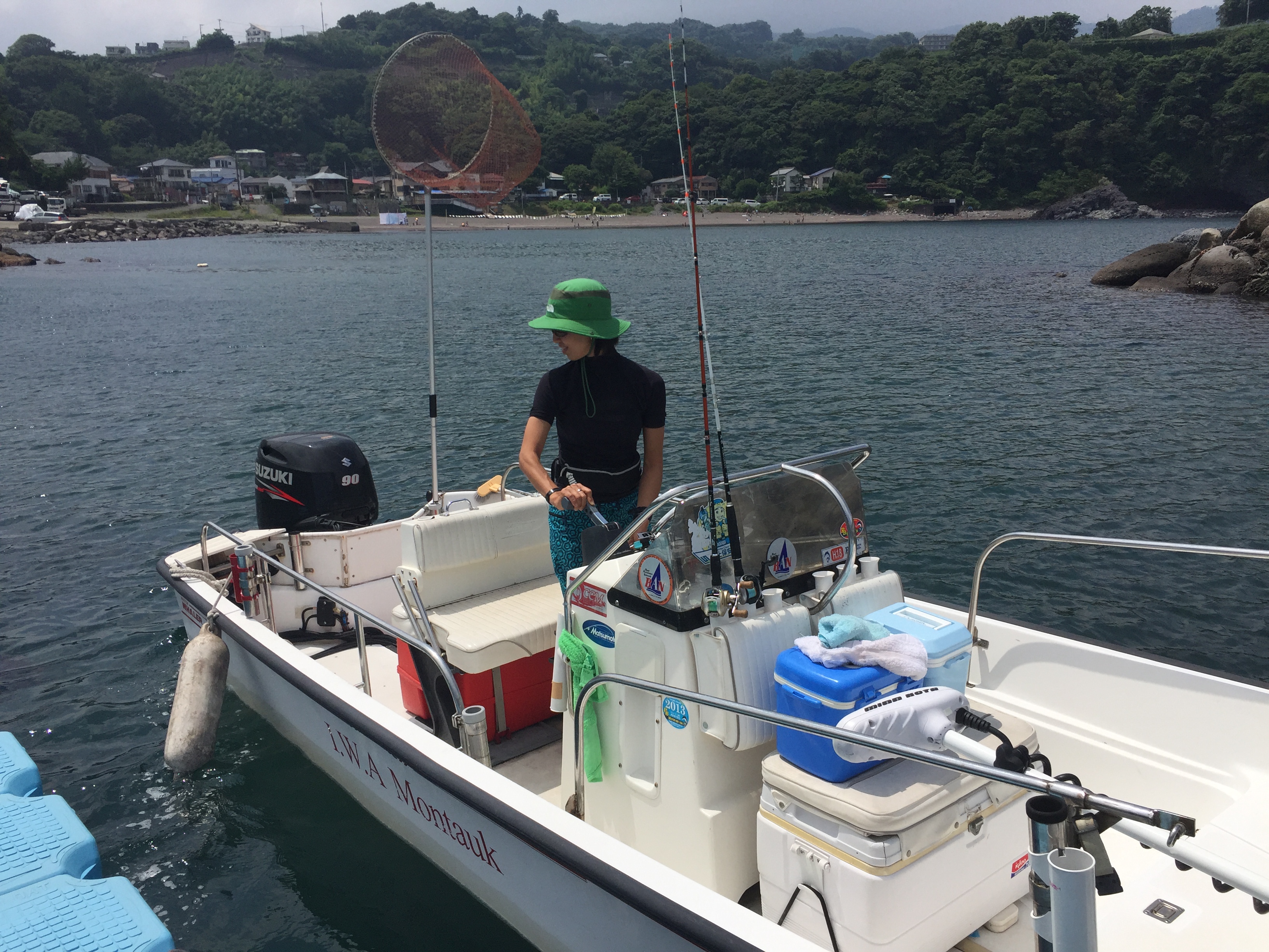 運転のコツを知ってボートの海遊びを楽しみましょう